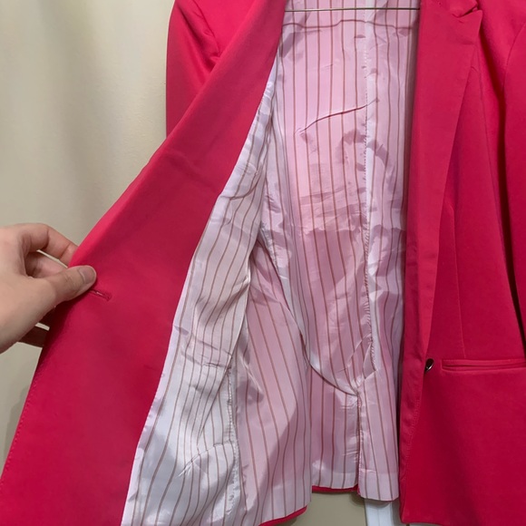 Fuchsia Blazer - Picture 3 of 4